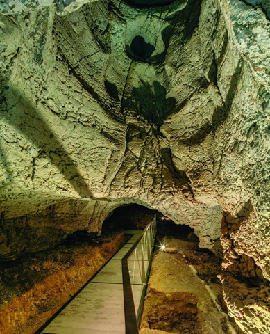 Oziđana pećina
