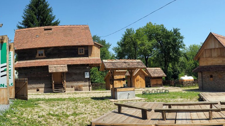 Prijemni i edukativni centar Krapje
